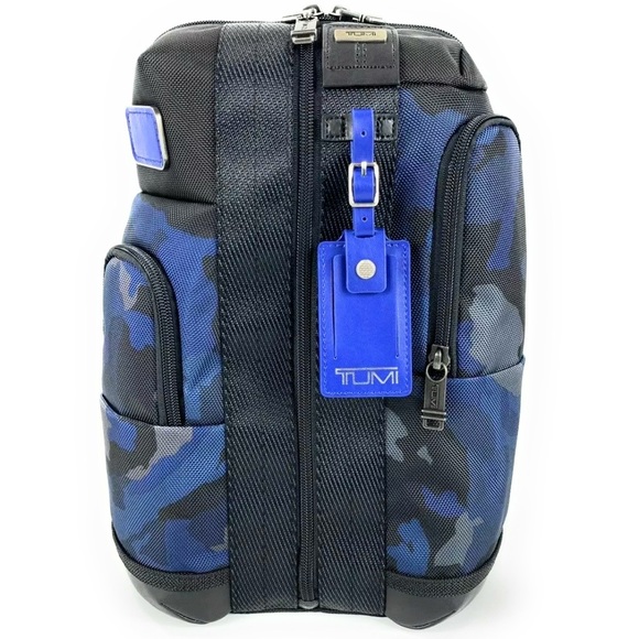 tumi higgins sling bag